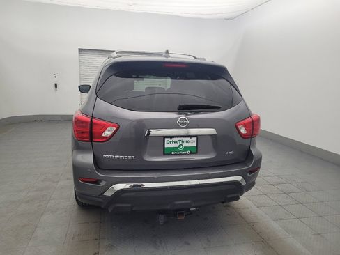 Used 2019 Nissan Pathfinder S AWD/4WD image 6