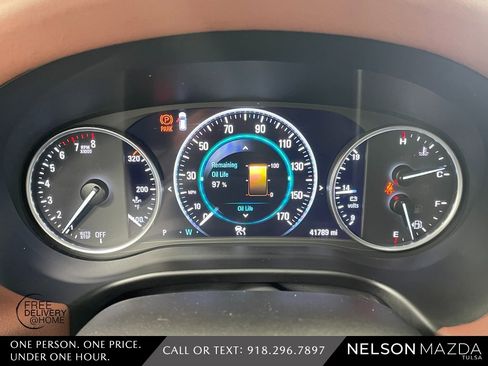 Used 2018 Buick Enclave Avenir w/ Avenir Technology Package image 26