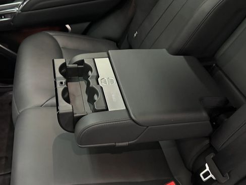 Used 2023 Land Rover Range Rover SE image 24