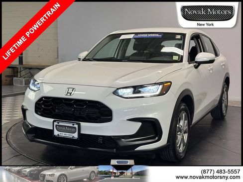 Used 2023 Honda HR-V LX image 4