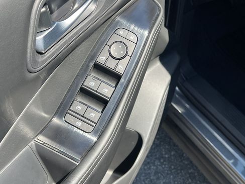 Certified 2026 Nissan Rogue SV FWD image 15