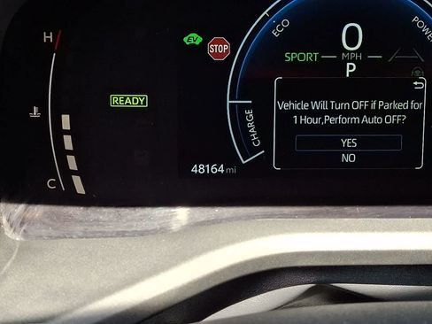 Used 2025 Toyota Camry LE FWD image 24