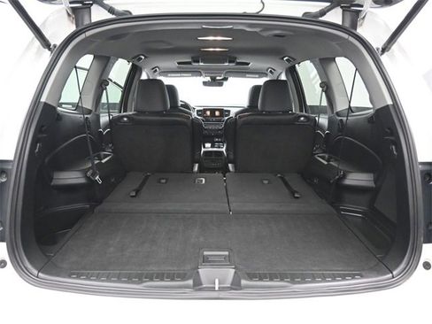 Used 2022 Honda Pilot Touring image 40
