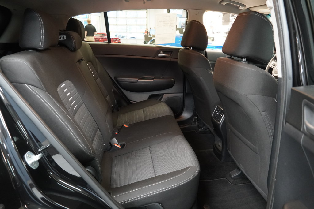 Used 2017 Kia Sportage LX w/ LX Popular Package AWD/4WD image 29