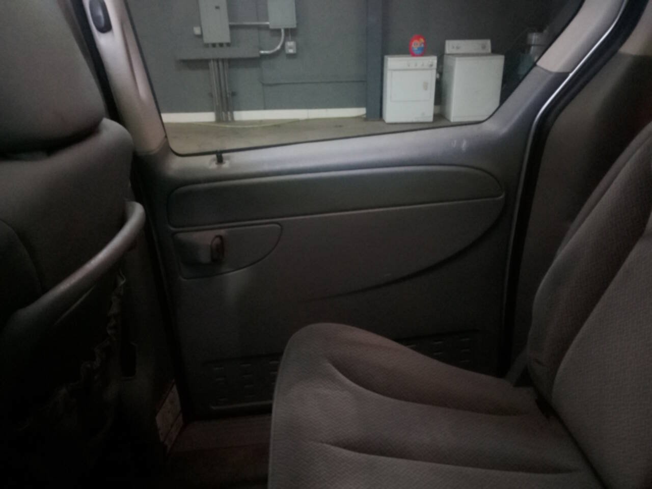 Used 2005 Dodge Grand Caravan SXT FWD image 27