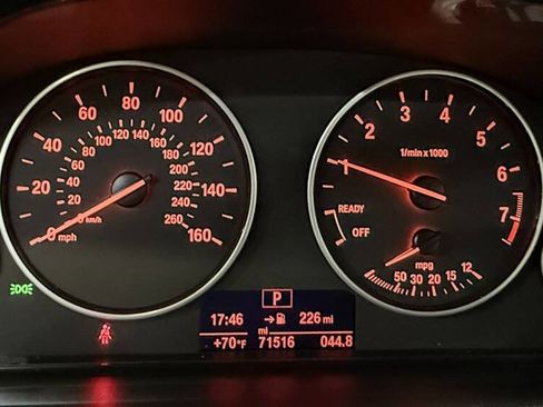 Used 2017 BMW 320i Sedan image 14