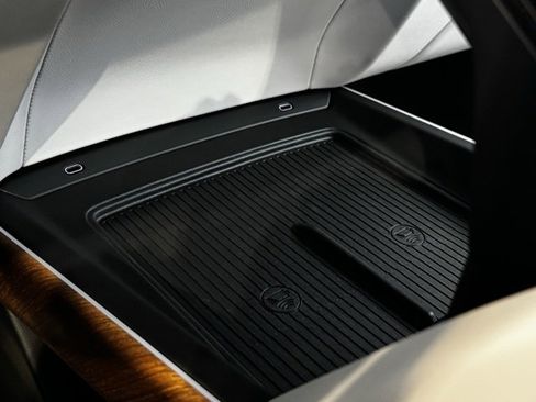 New 2026 Cadillac Vistiq Luxury image 16