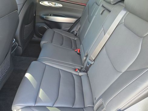 New 2026 Genesis GV70 2.5T Select AWD/4WD image 10