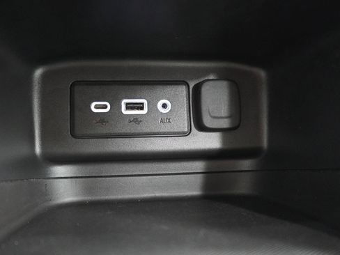 Used 2022 Chevrolet Equinox LS FWD image 21