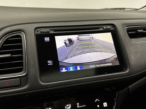 Used 2018 Honda HR-V EX image 17
