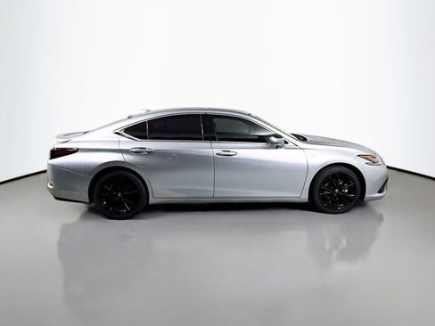 Used 2023 Lexus ES 350 F Sport w/ Accessory Package (Z2) image 4