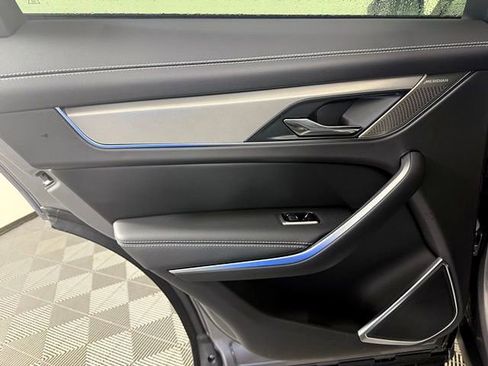 Certified 2025 Jaguar F-PACE R-Dynamic S image 24