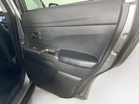 Used 2024 Mitsubishi Outlander Sport AWD image 28