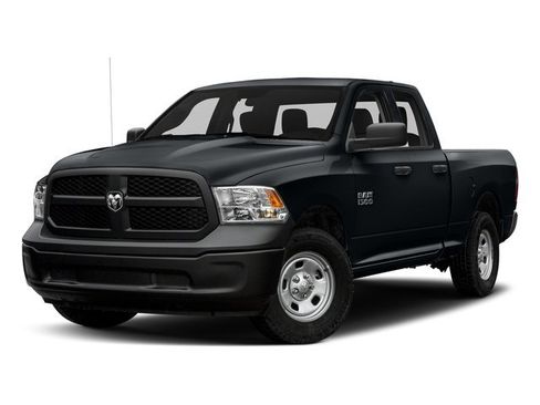 Used 2017 RAM 1500 Express AWD/4WD image 3