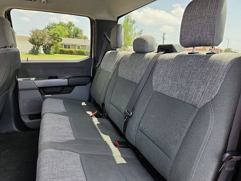 Used 2025 Ford F250 XLT w/ FX4 Off-Road Package AWD/4WD image 5