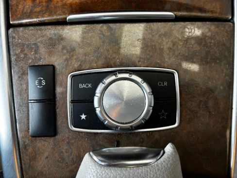 Used 2014 Mercedes-Benz E 350 Sedan w/ Premium 1 Package image 19