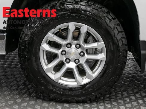 Used 2023 Chevrolet Silverado 1500 LT AWD/4WD image 30