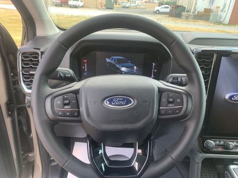 New 2025 Ford Ranger XLT w/ Equipment Group 301A High image 15