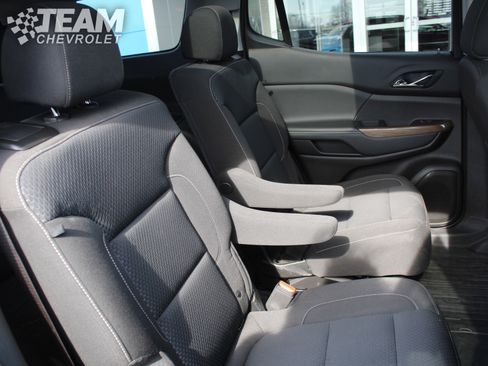 Certified 2023 GMC Acadia SLE w/ Driver Convenience Package image 25