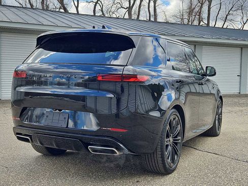 Used 2025 Land Rover Range Rover Sport Dynamic SE image 12