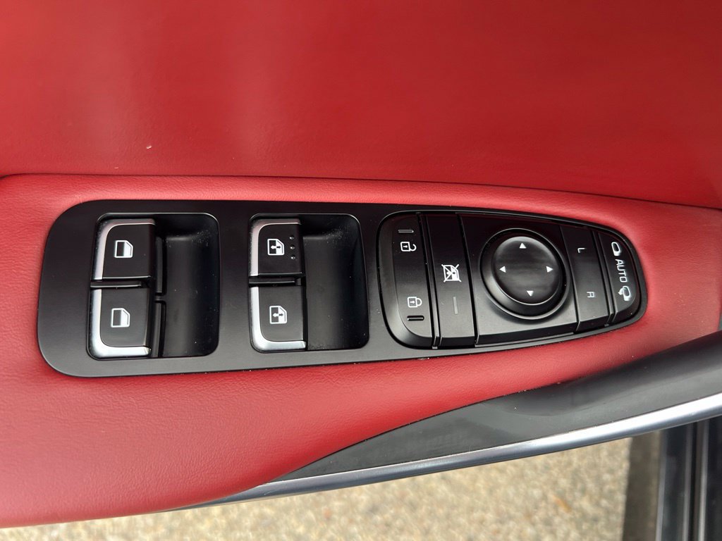 Used 2021 Kia Stinger GT2 AWD/4WD image 45