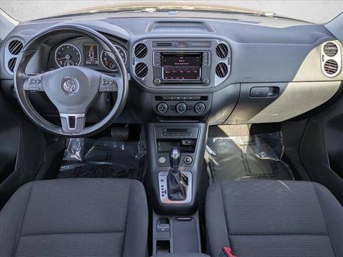 Used 2017 Volkswagen Tiguan S AWD/4WD image 21
