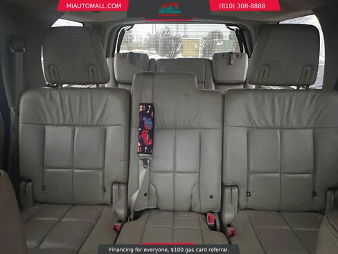 Used 2012 Lincoln Navigator 4WD image 20