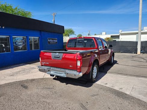 Used 2020 Nissan Frontier SV RWD image 11