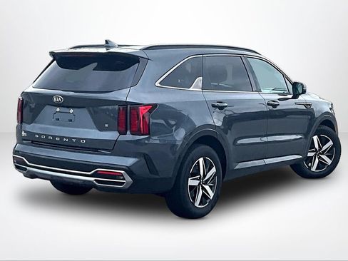 Used 2021 Kia Sorento S w/ Panoramic Sunroof Package FWD image 3