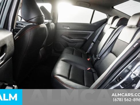 Used 2025 Nissan Altima 2.5 SR FWD image 22