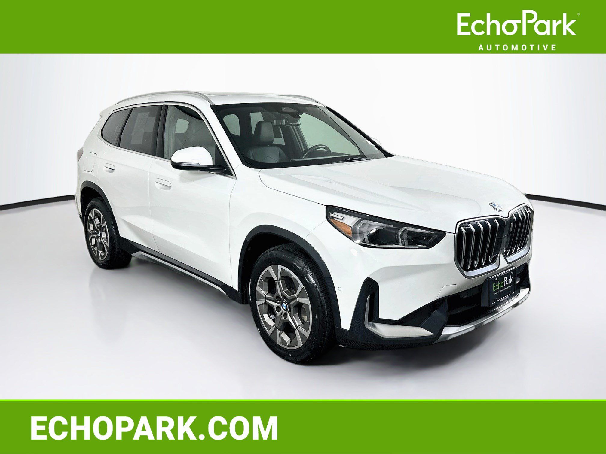 Used 2025 BMW X1 xDrive28i AWD/4WD image 1