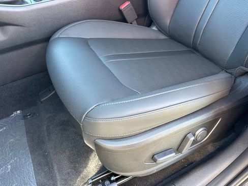 New 2026 Kia Sorento S w/ S Panoramic Sunroof Package FWD image 15