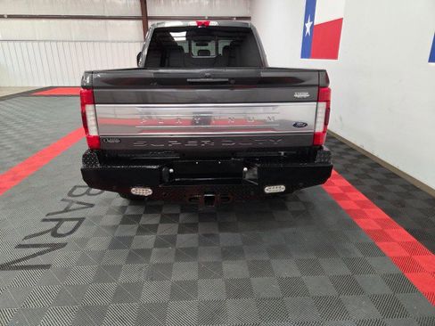 Used 2017 Ford F250 Platinum image 13
