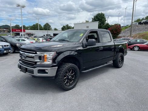 Used 2018 Ford F150 XLT w/ Trailer Tow Package image 4