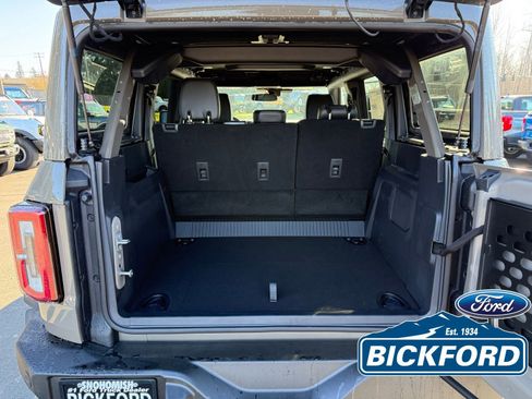 New 2025 Ford Bronco Outer Banks w/ Sasquatch Package image 7