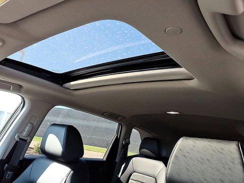 Used 2025 Honda CR-V EX-L image 19