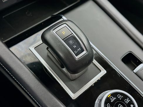 Used 2024 Mitsubishi Outlander SE Black Edition image 24