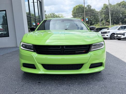 Used 2023 Dodge Charger SXT RWD image 3