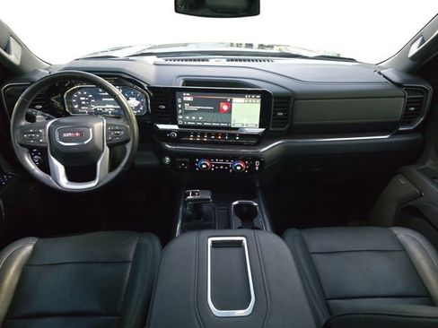 Used 2022 GMC Sierra 1500 SLT w/ SLT Premium Plus Package image 9