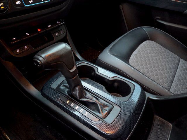 Used 2015 Chevrolet Colorado Z71 AWD/4WD image 21