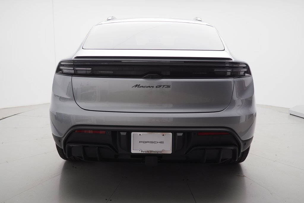 Used 2026 Porsche Macan GTS Electric AWD/4WD image 6