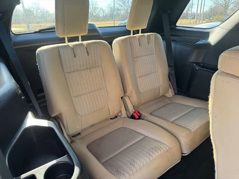 Used 2017 Ford Explorer 4WD image 12