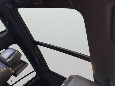 Used 2021 Cadillac Escalade ESV Sport w/ Driver Assist Tech Package image 16