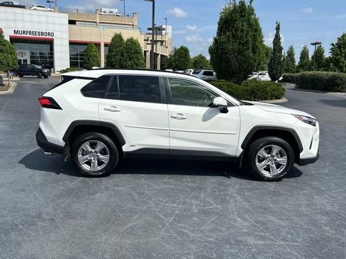 Used 2025 Toyota RAV4 XLE AWD/4WD image 3