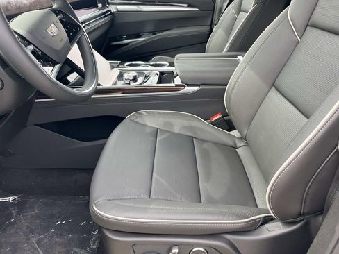 New 2026 Cadillac Escalade ESV Luxury w/ Touring Package image 30