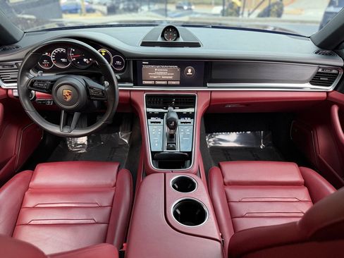 Used 2023 Porsche Panamera Platinum Edition image 41