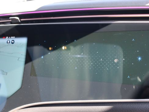 Used 2023 Mercedes-Benz EQS 580 4MATIC SUV w/ Pinnacle Trim Package image 14