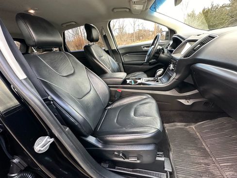 Used 2017 Ford Edge Titanium image 15