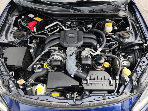 Used 2024 Toyota GR86 RWD image 16