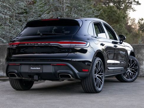 New 2026 Porsche Macan image 11